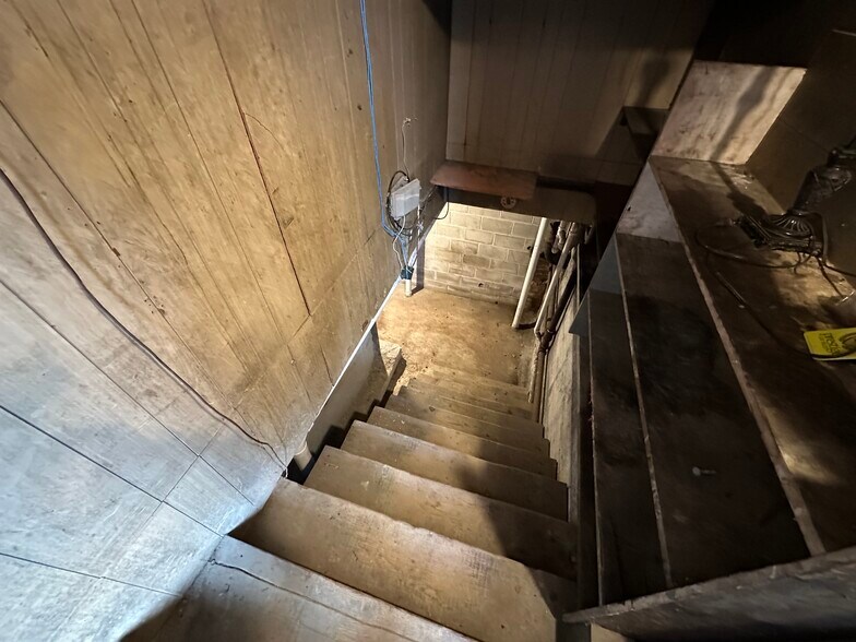 More Photos Of 282 Broadway, Somerville Storefront Retail Office For Lease