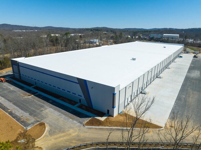 More Photos Of Pawnook Farm Rd, Lenoir City Unknown For Lease