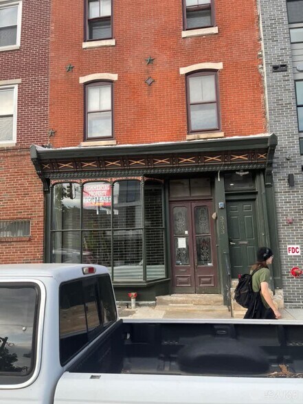 Primary Photo Of 3733 Lancaster Ave, Philadelphia Restaurant For Lease