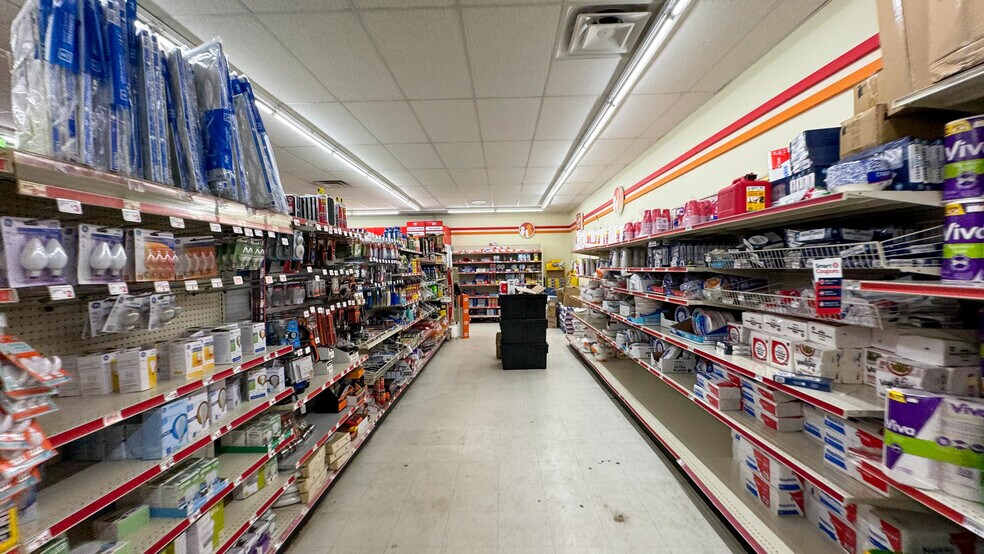 More Photos Of 7439 Vine St, Cincinnati Freestanding For Sale