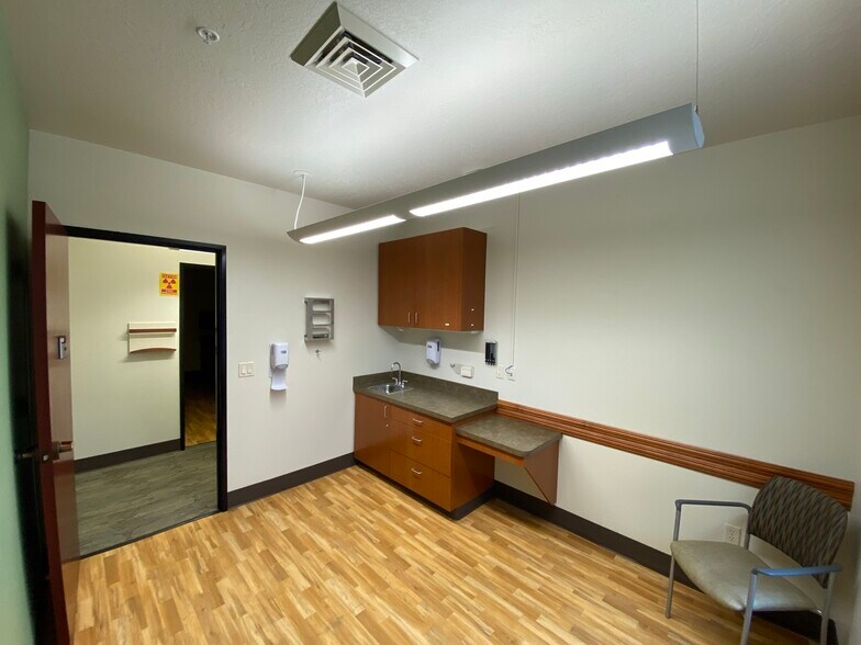 More Photos Of 1880 W Judith Ln, Boise Office For Lease