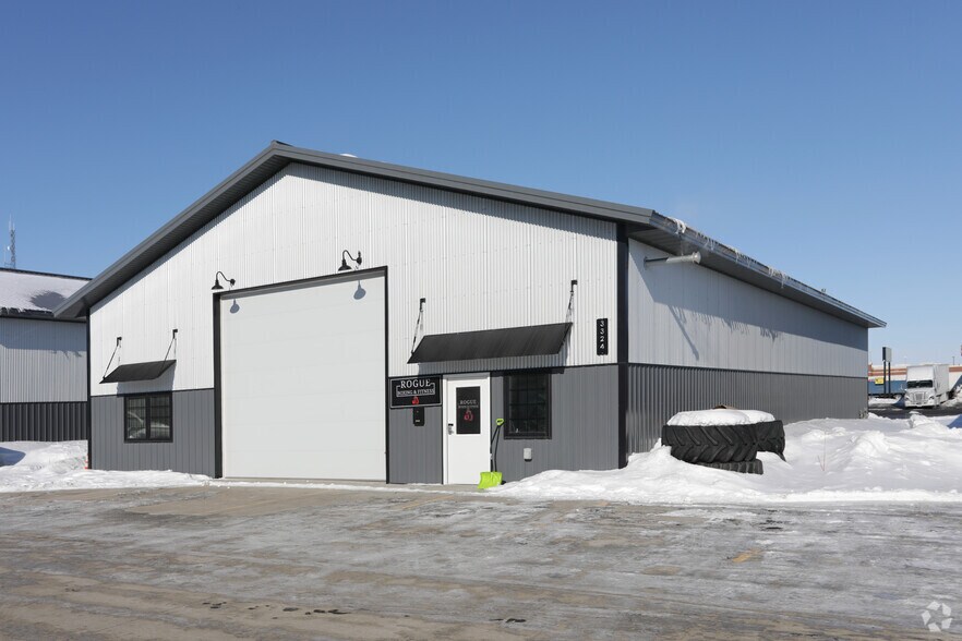 Primary Photo Of 3324 39th St S, Fargo Flex For Sale