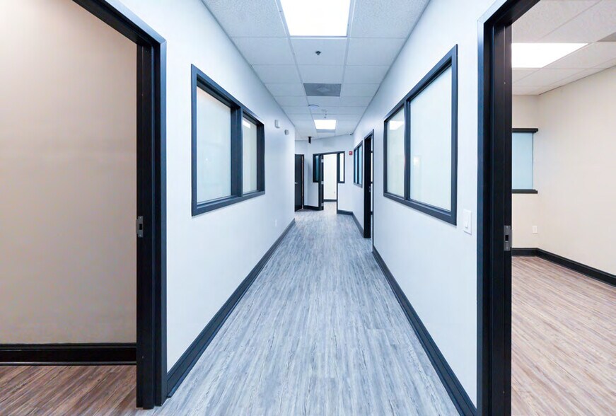 More Photos Of 3120 Latrobe Dr, Charlotte Showroom For Sale