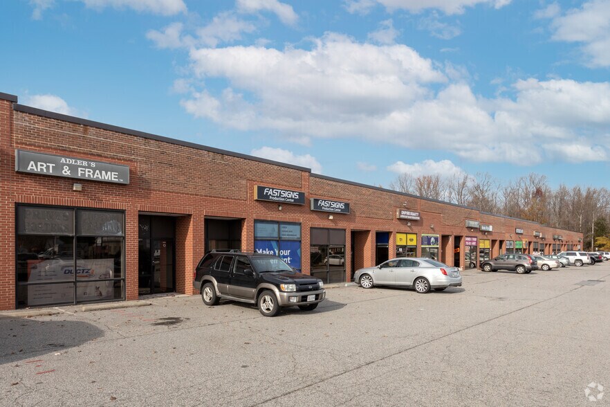 More Photos Of 7200-7220 Telegraph Square Dr, Lorton Showroom For Lease