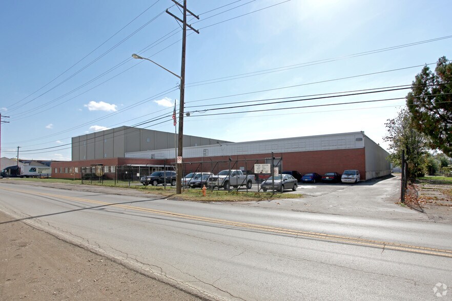 More Photos Of 521 Marion Rd, Columbus Warehouse For Sale