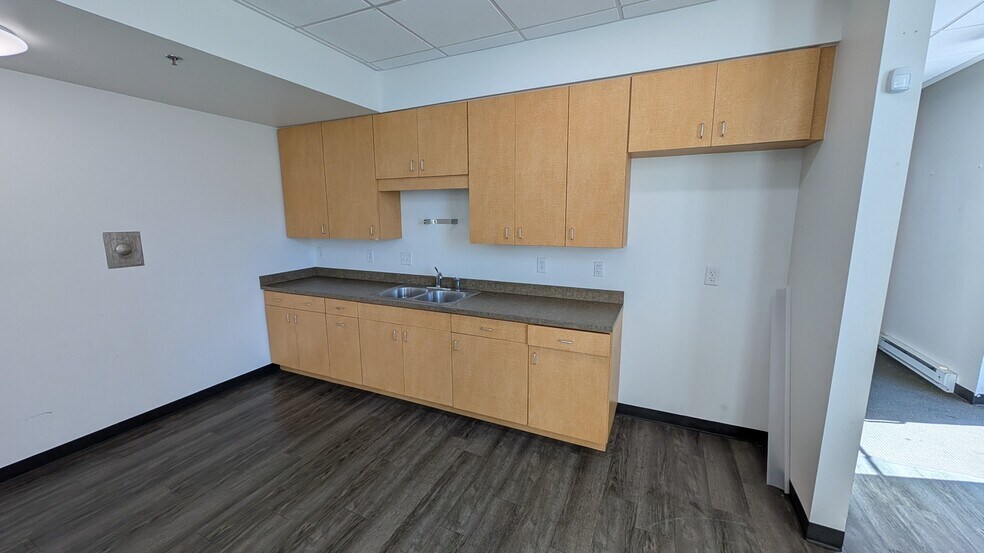 More Photos Of 460 S Saginaw St, Flint Apartments For Lease