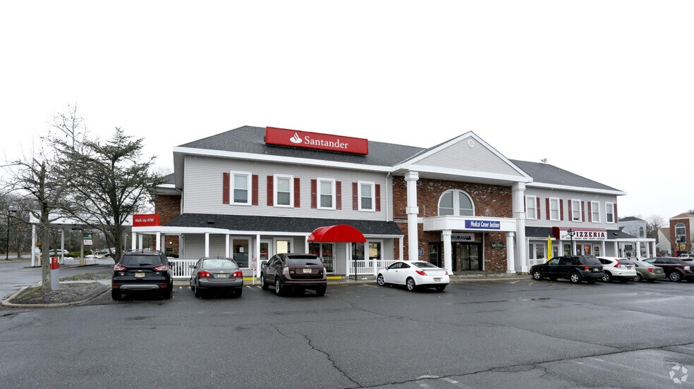 More Photos Of 833 W Park Ave, Ocean Unknown For Lease