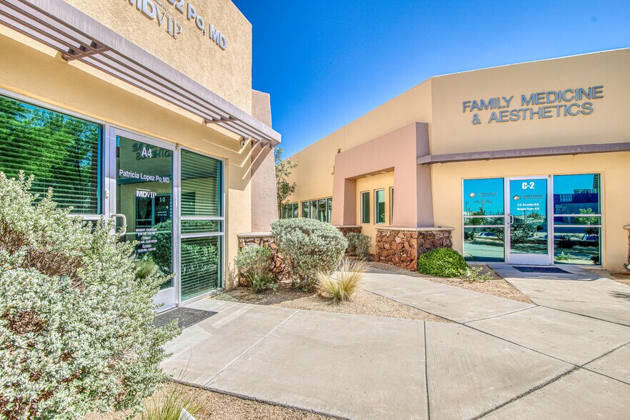 More Photos Of 550 S Mesa Hills Dr, El Paso Medical For Lease