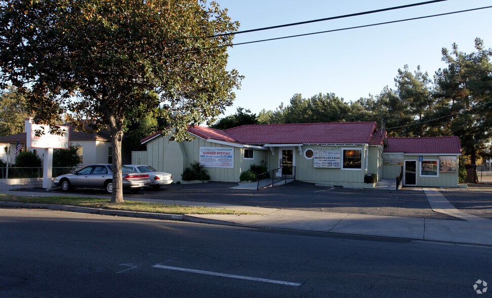More Photos Of 5430 Arlington Ave, Riverside Storefront Retail Residential For Sale