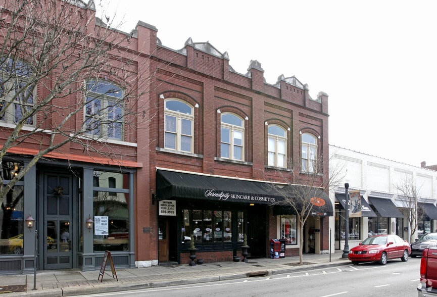 Primary Photo Of 407 Main St, Franklin Office For Lease