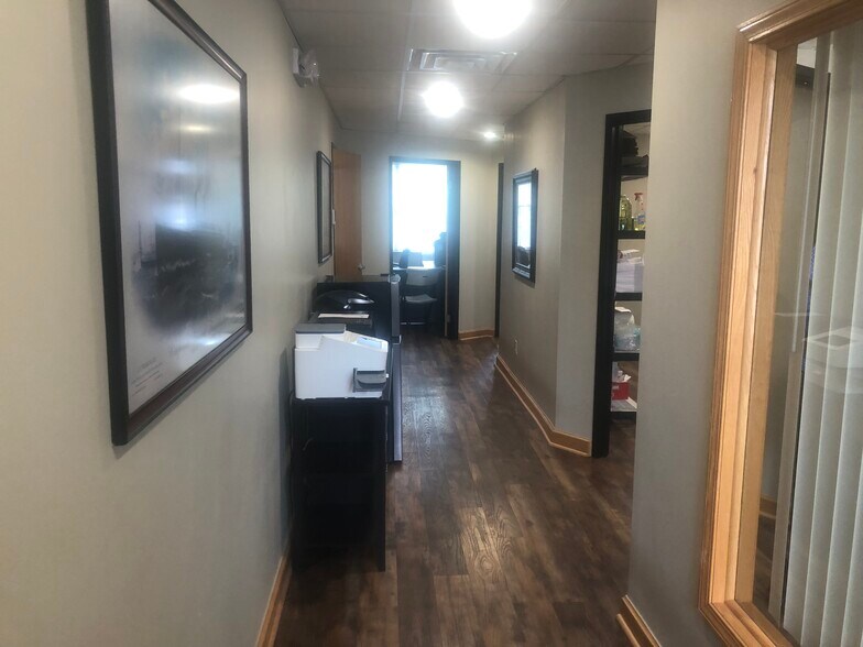 More Photos Of 271 US Highway 46, Fairfield Office For Lease