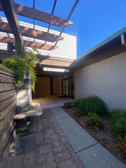 More Photos Of 703 Trancas St, Napa Medical For Lease