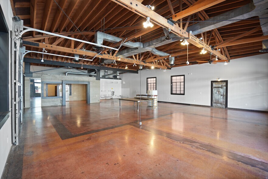 More Photos Of 6728 Bright Ave, Whittier Storefront For Sale