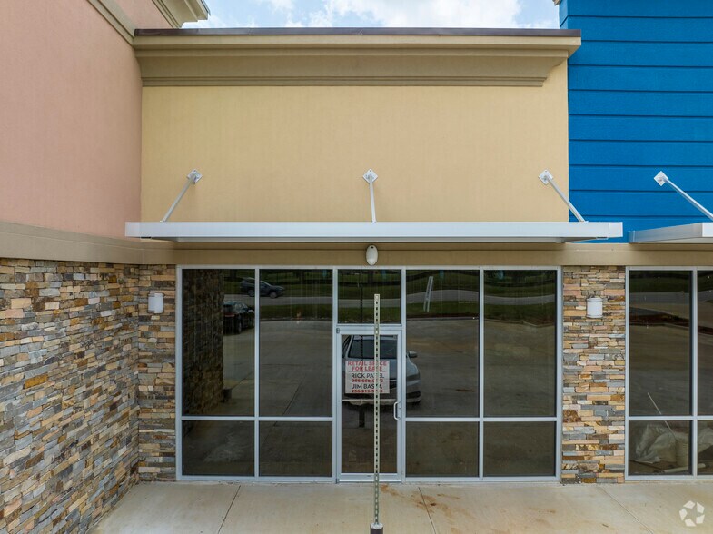 5095 Moores Mill Rd, Huntsville, AL 35811 Retail For Lease