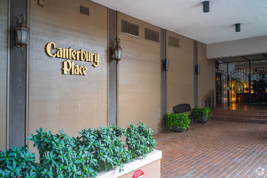 More Photos Of 1910 Ala Moana Blvd, Honolulu Apartments For Lease