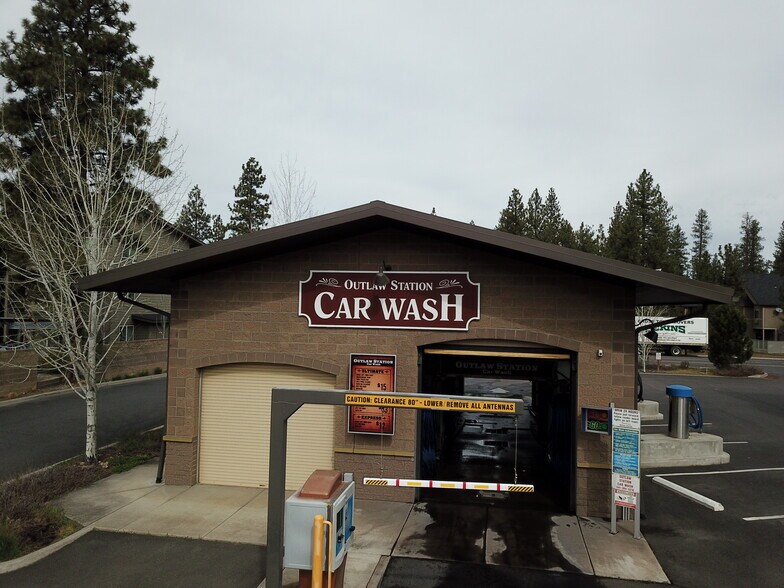 More Photos Of 1045 W Rail Way, Sisters Carwash For Sale