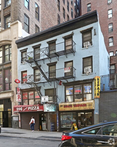 Primary Photo Of 166 W 27th St, New York Storefront Retail Office For Lease