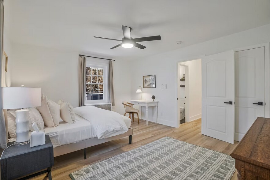 More Photos Of 1217 N Kensington St, Arlington Apartments For Sale