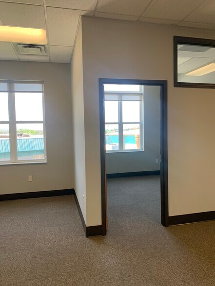 More Photos Of 495 Erlanger Rd, Erlanger Office For Lease