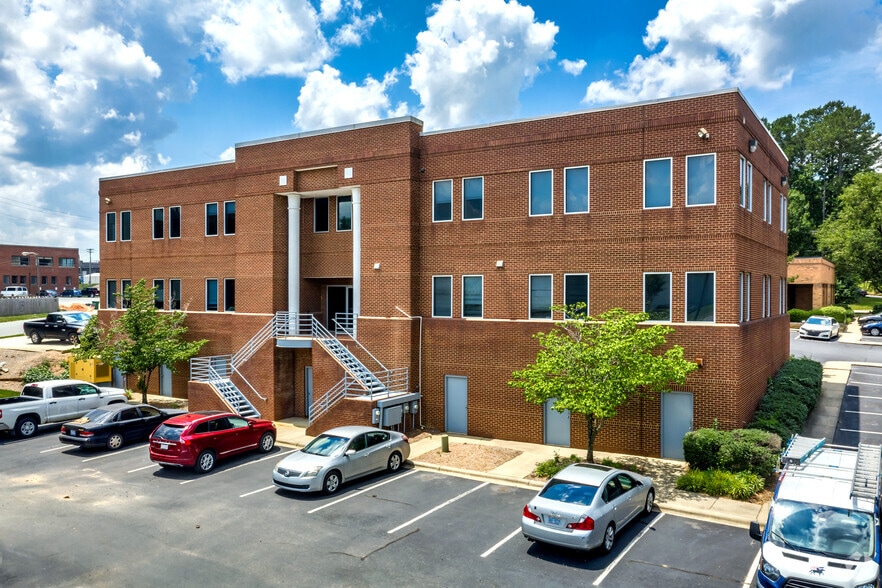 More Photos Of 2303 W Morehead St, Charlotte Coworking Space