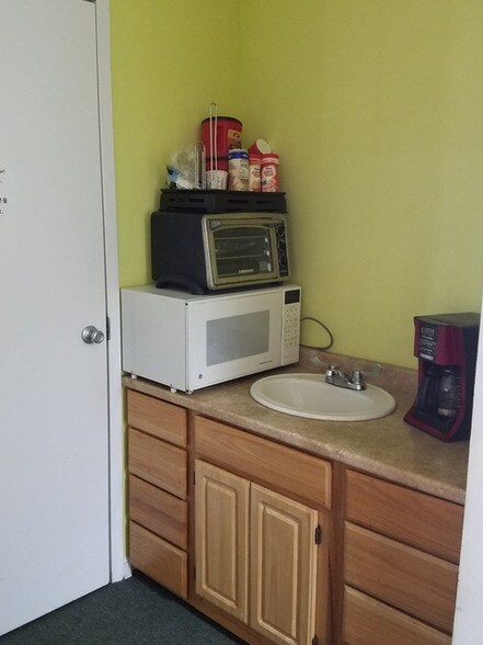 More Photos Of 14641 Lee Hwy, Centreville Office For Sale