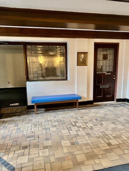 More Photos Of 19 Garden St, Cambridge Apartments For Lease