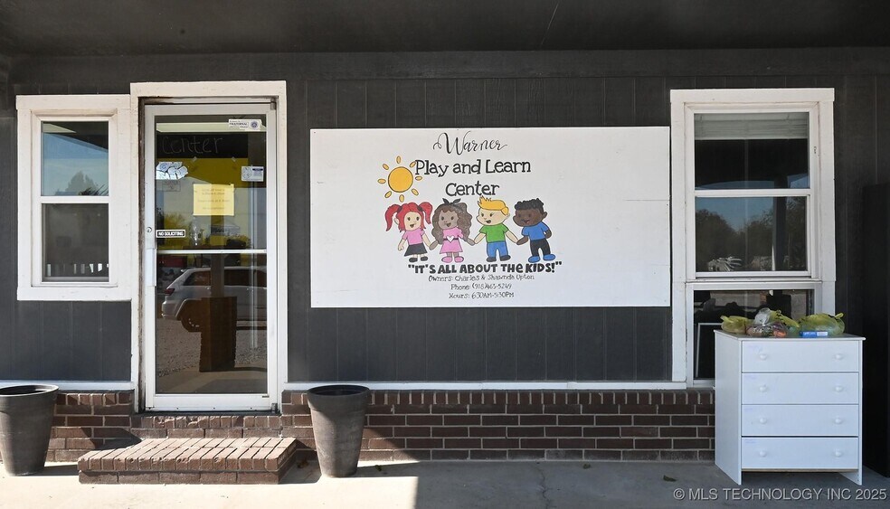 More Photos Of 1104 Campbell Rd, Warner Freestanding For Sale