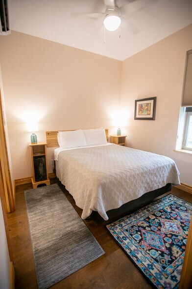 More Photos Of 201 N Main St, Elkader Flex For Sale