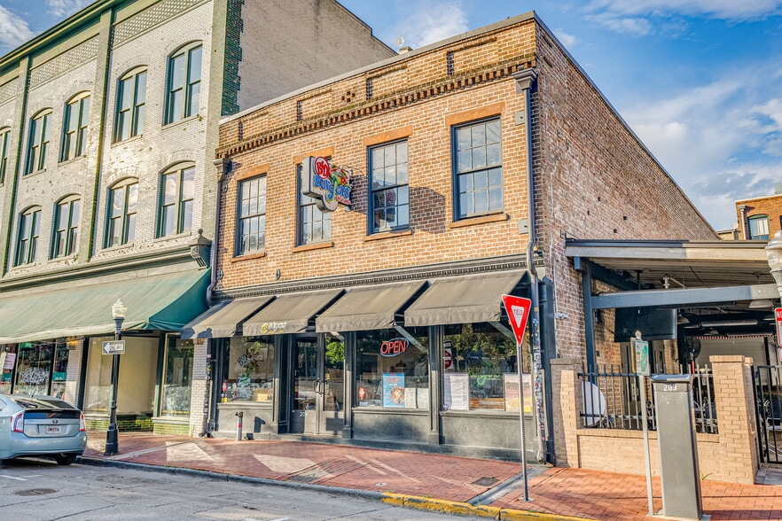 Primary Photo Of 209 W Congress St, Savannah Restaurant For Sale
