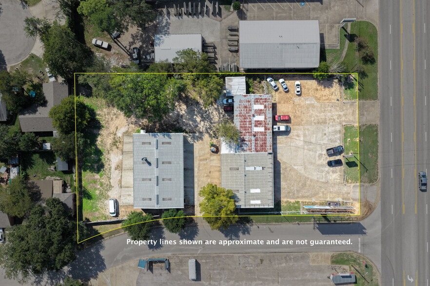 More Photos Of 2214 N Frazier St, Conroe Auto Repair For Sale