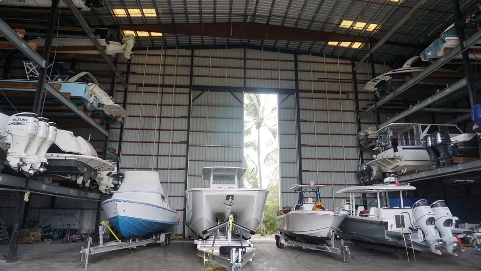 More Photos Of 90 N Bryan Rd, Dania Beach Marina For Sale