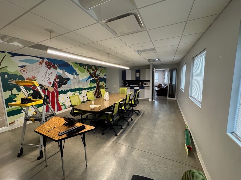 More Photos Of 6205 Storer Ave, Cleveland Medical For Sale