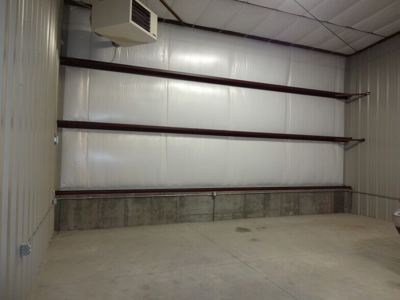 More Photos Of 1900 N 200 E, Spanish Fork Warehouse For Lease
