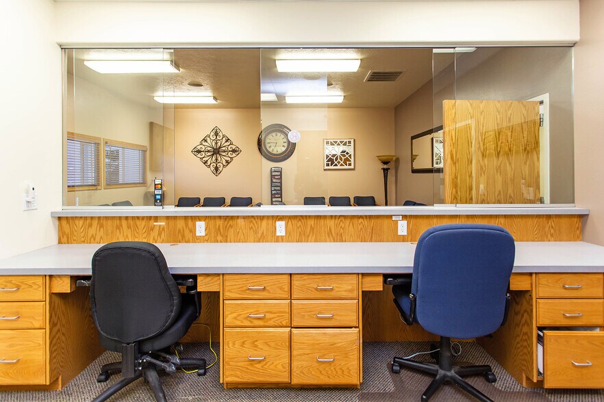More Photos Of 1263 Bennett Ave, Burley Medical For Sale