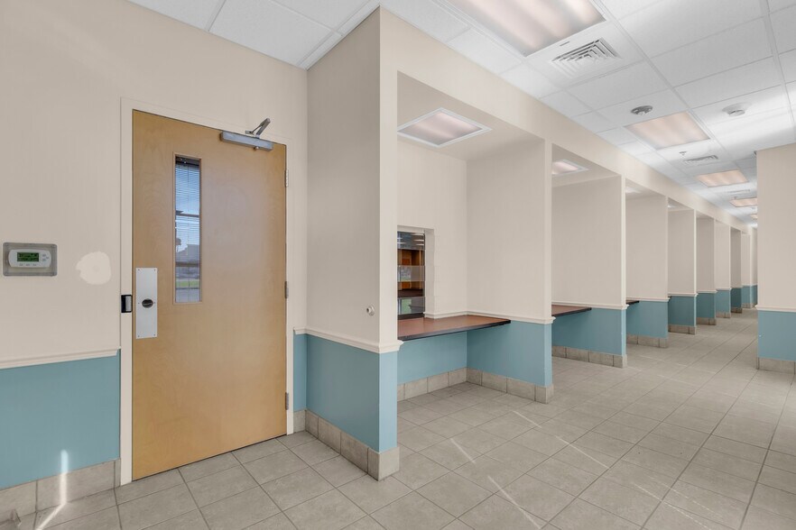 More Photos Of 1201 E Oak St, Kissimmee Office For Sale