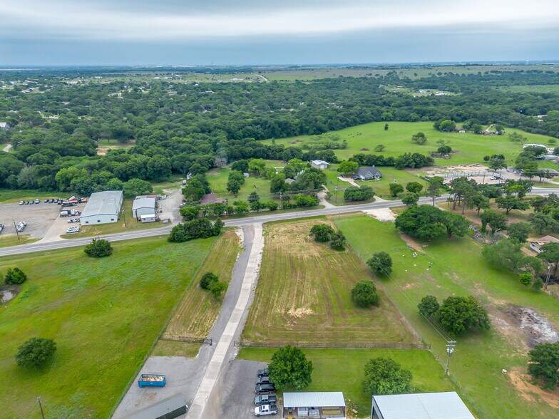 More Photos Of 8625 E FM 917, Alvarado Light Manufacturing For Lease