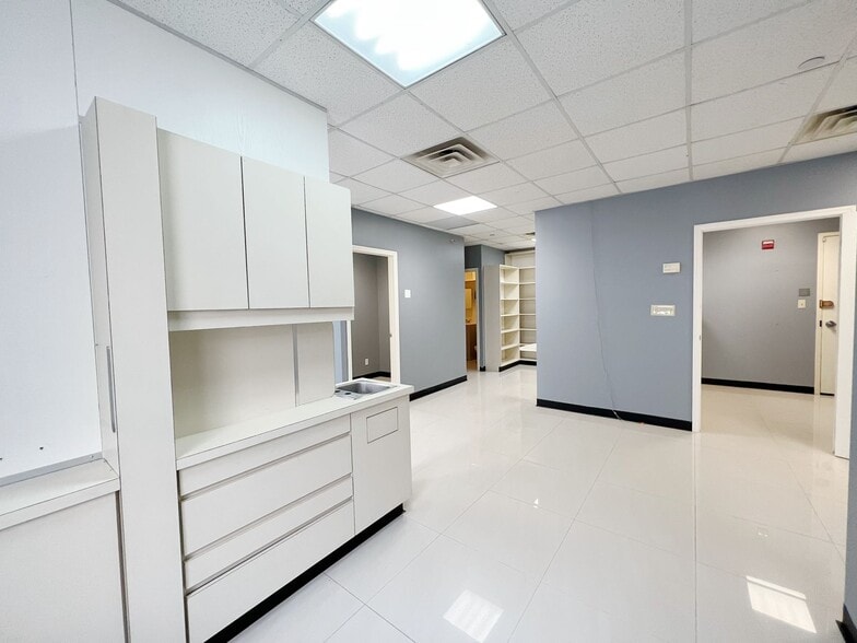 More Photos Of 128-138 Mott St, New York Medical For Sale