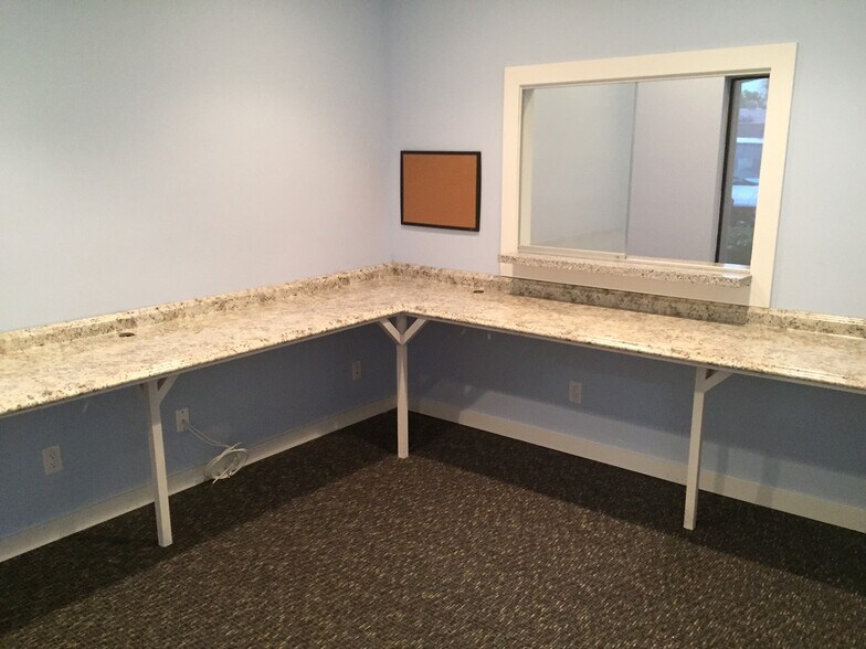 More Photos Of 10887 N Military Trl, Palm Beach Gardens Medical For Lease