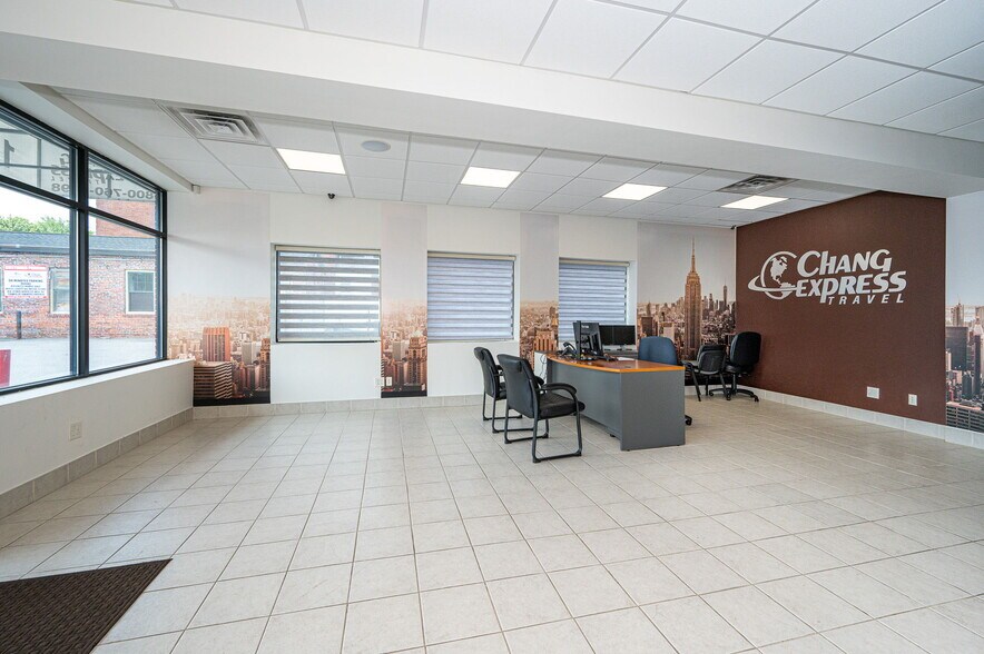 More Photos Of 183 Appleton St, Lowell General Retail For Sale