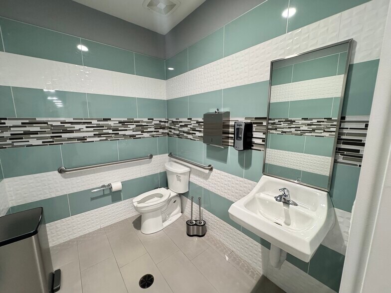 More Photos Of 3003 Claire Ln, Jacksonville Unknown For Lease