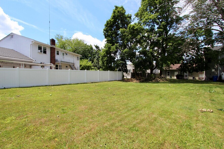 More Photos Of 175 Front St, South Plainfield Storefront For Sale