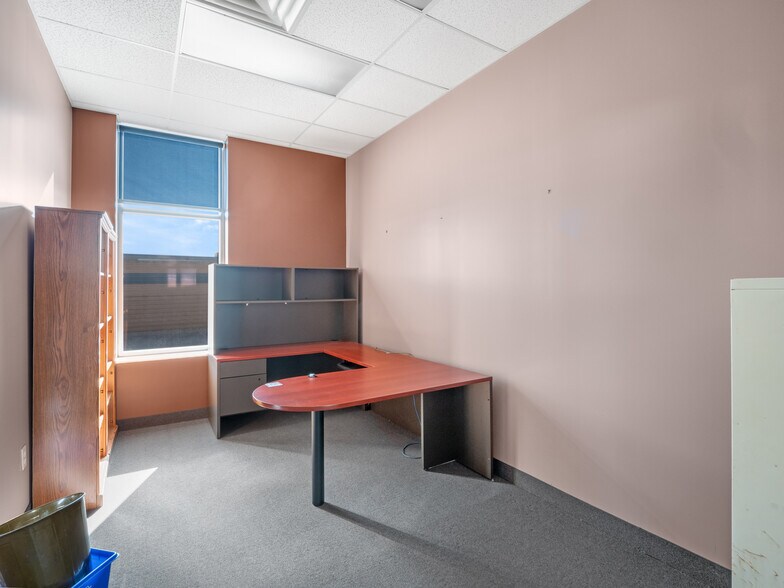 More Photos Of 3200 Deziel Dr, Windsor Unknown For Lease