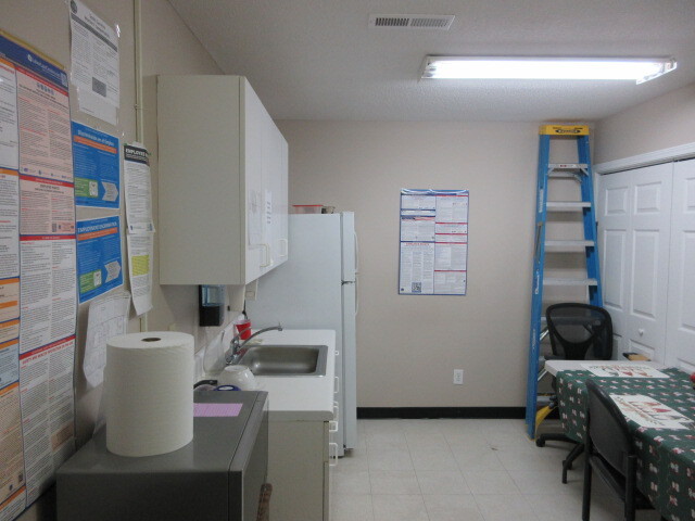 More Photos Of 220 Broad St, Sumter Medical For Lease