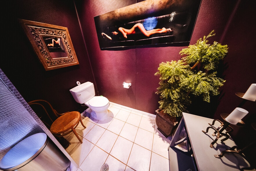 More Photos Of 263 Main St, Cornwall Office For Lease