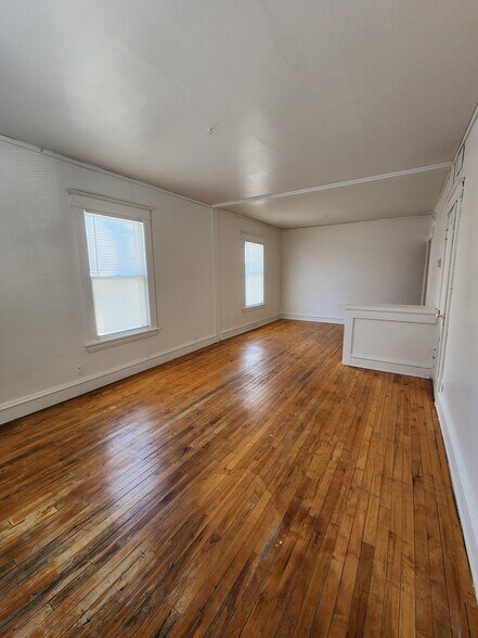 More Photos Of , Minneapolis Multifamily For Sale