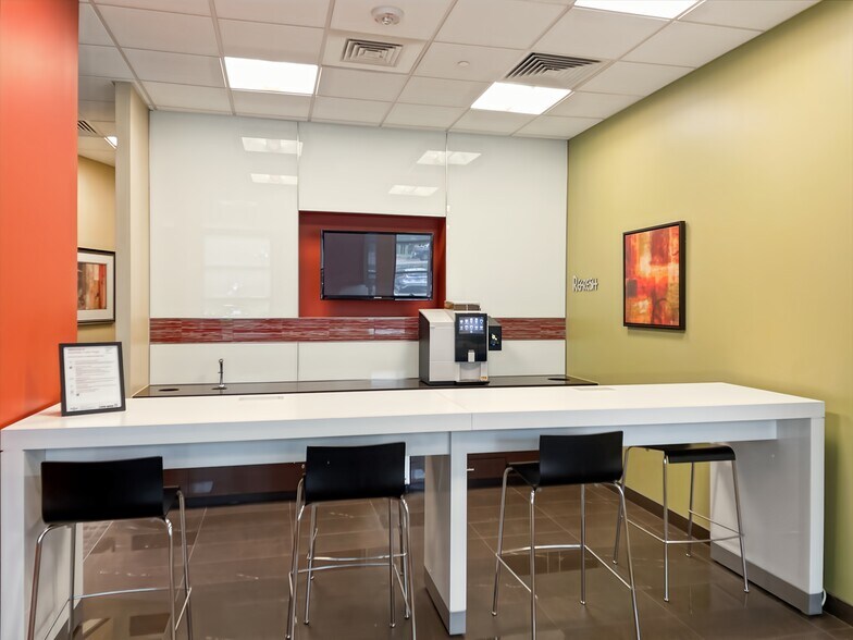 More Photos Of 950 E State Highway 114, Southlake Coworking Space
