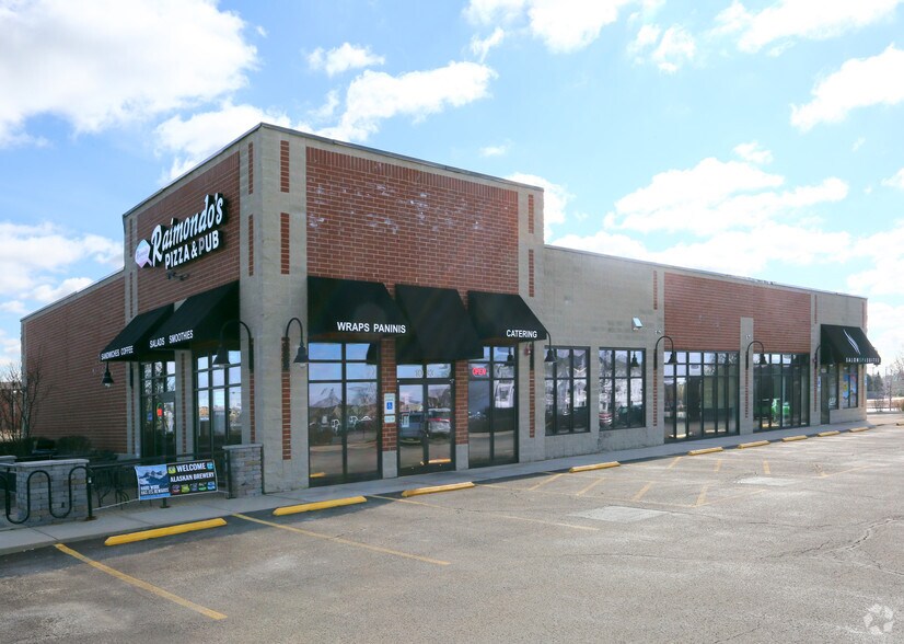 More Photos Of 1029-1033 Kilbery Ln, North Aurora Storefront Retail Office For Lease