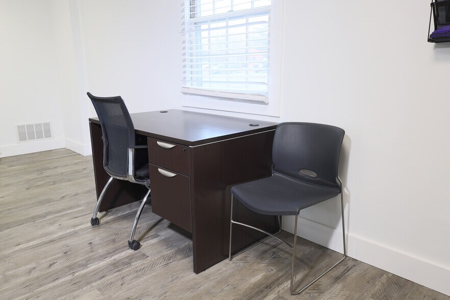 More Photos Of 322 Ballston Ave, Schenectady Office For Sale