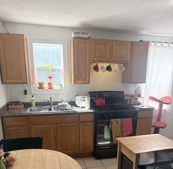 More Photos Of 49 Trenton St, Providence Apartments For Sale