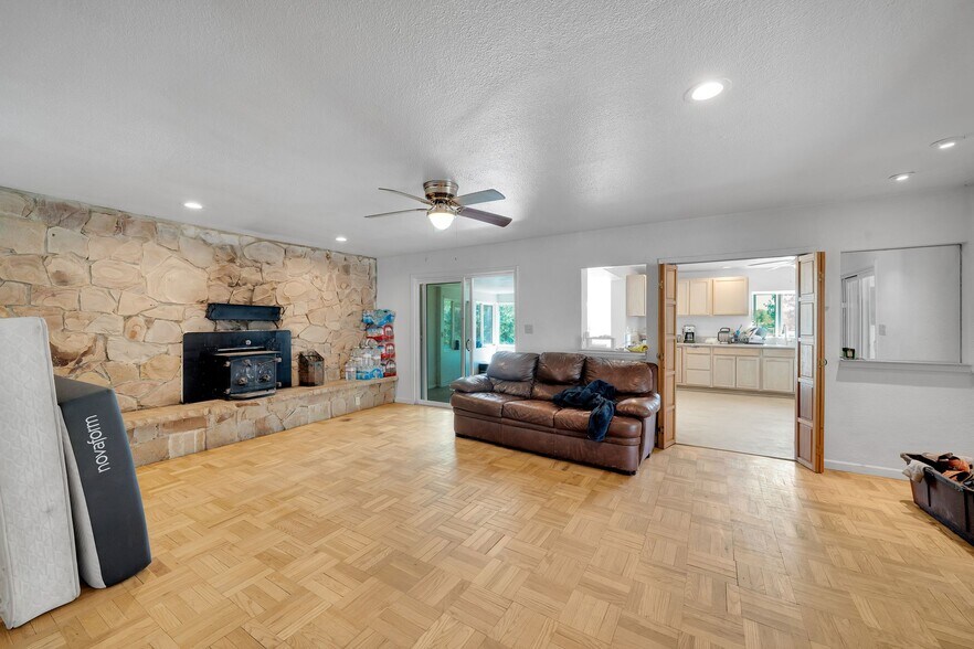 More Photos Of 3369 N Railroad Flat Rd, Wilseyville Land For Sale
